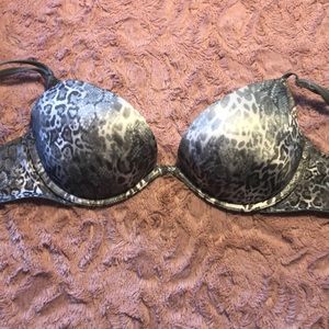Victoria’s Secret PINK heartbreaker plunge bra